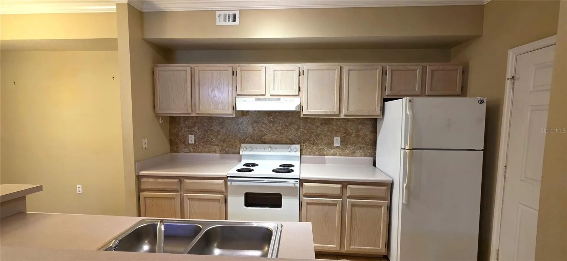 5618 Pinnacle Heights Circle Tampa FL 33624