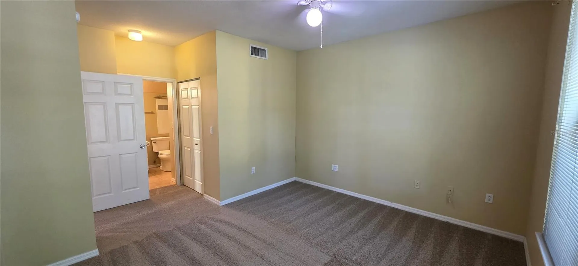 5618 Pinnacle Heights Circle Tampa FL 33624