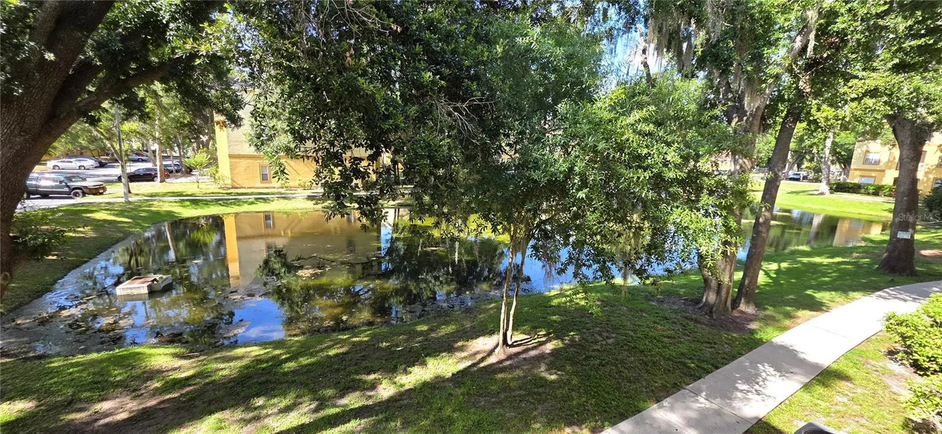 5618 Pinnacle Heights Circle Tampa FL 33624