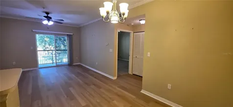 5618 Pinnacle Heights Circle Tampa FL 33624