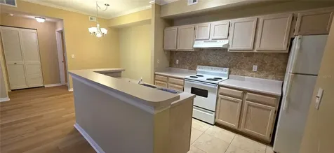 5618 Pinnacle Heights Circle Tampa FL 33624