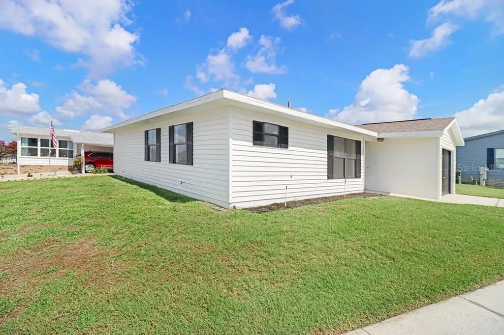 3250 Pebble Bend Drive Lakeland FL 33810