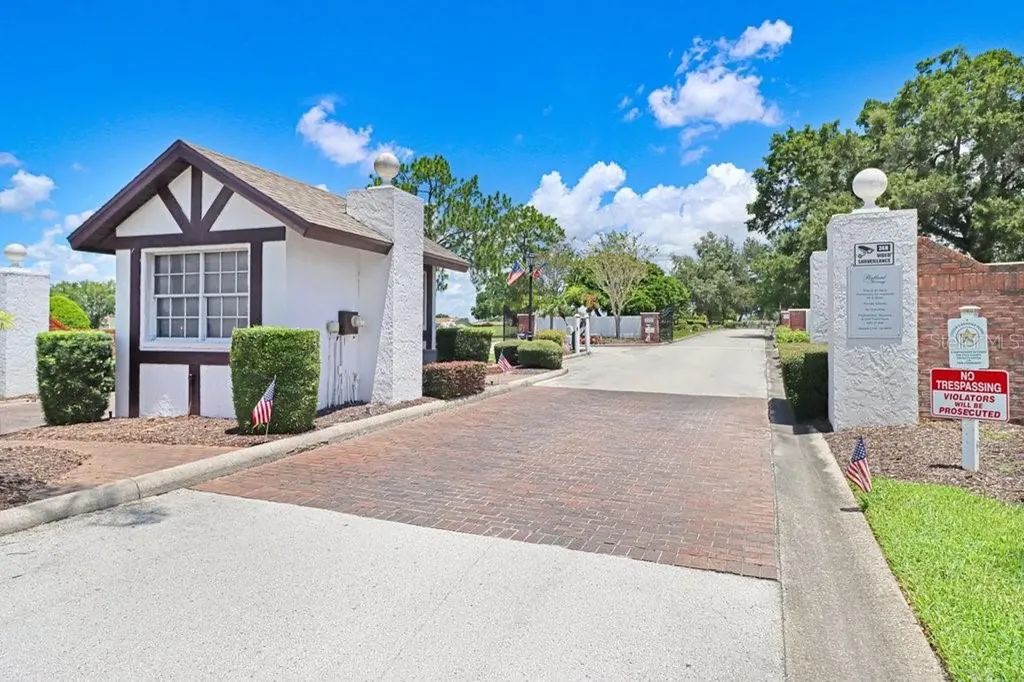 3250 Pebble Bend Drive Lakeland FL 33810