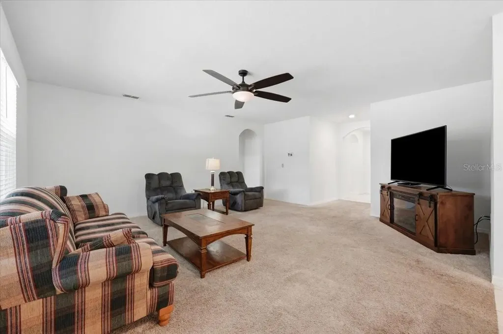 203 Auburn Grove Boulevard Auburndale FL 33823