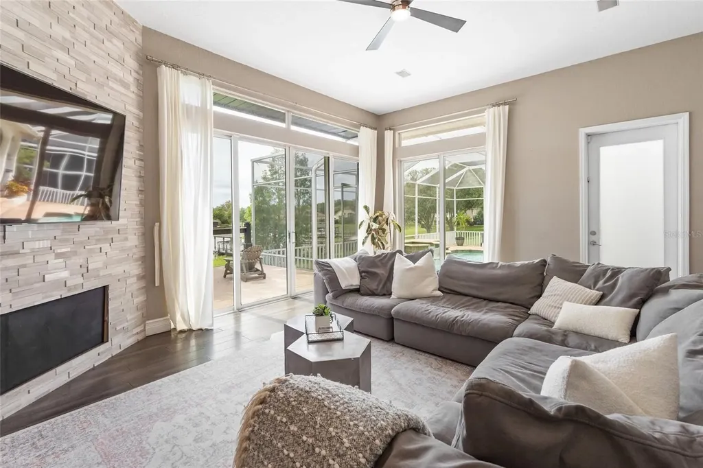 11210 Crescent Bay Boulevard Clermont FL 34711