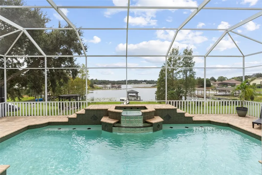 11210 Crescent Bay Boulevard Clermont FL 34711