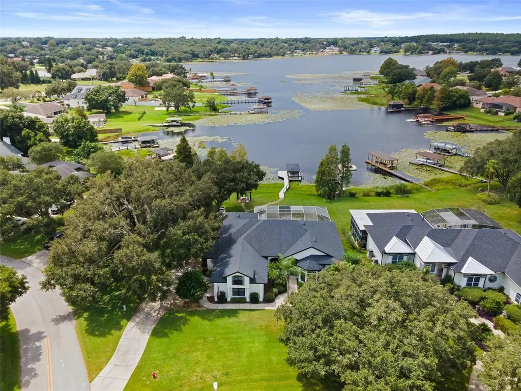 11210 Crescent Bay Boulevard Clermont FL 34711