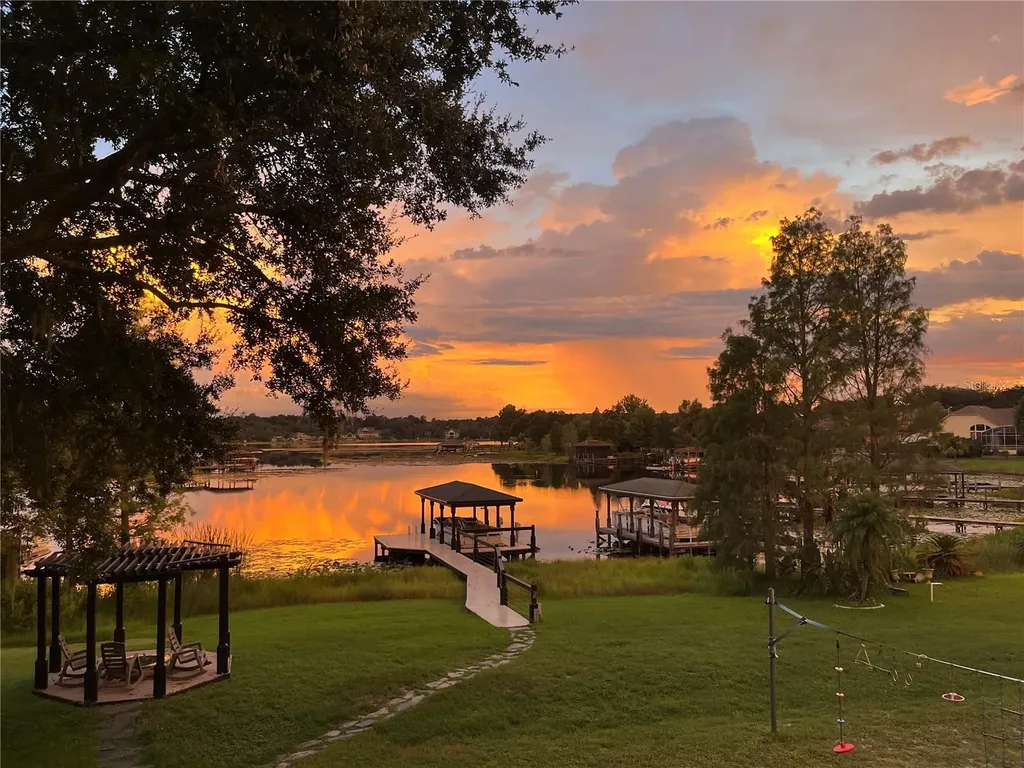 11210 Crescent Bay Boulevard Clermont FL 34711
