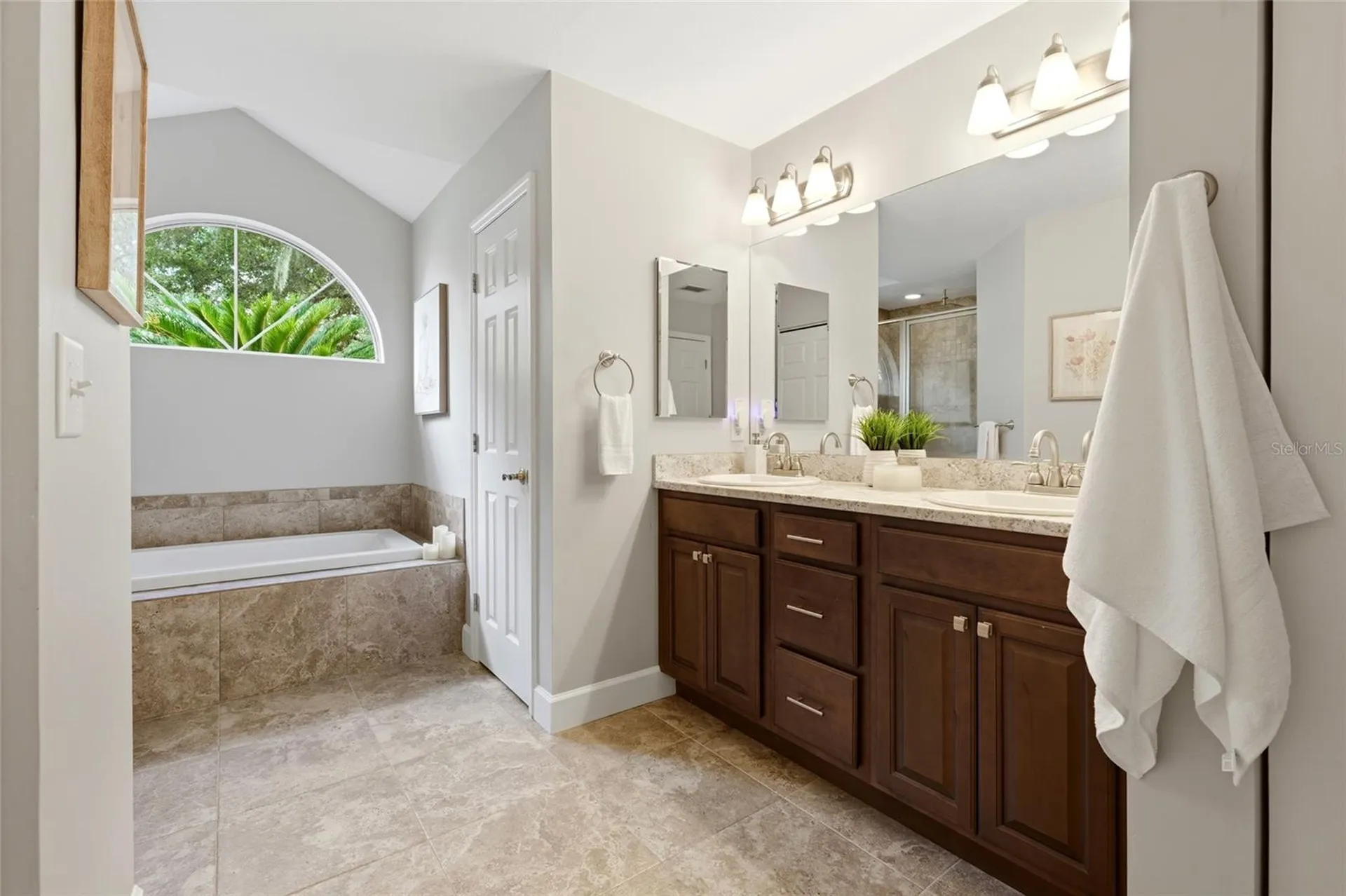 8158 SW 51st Boulevard Gainesville FL 32608