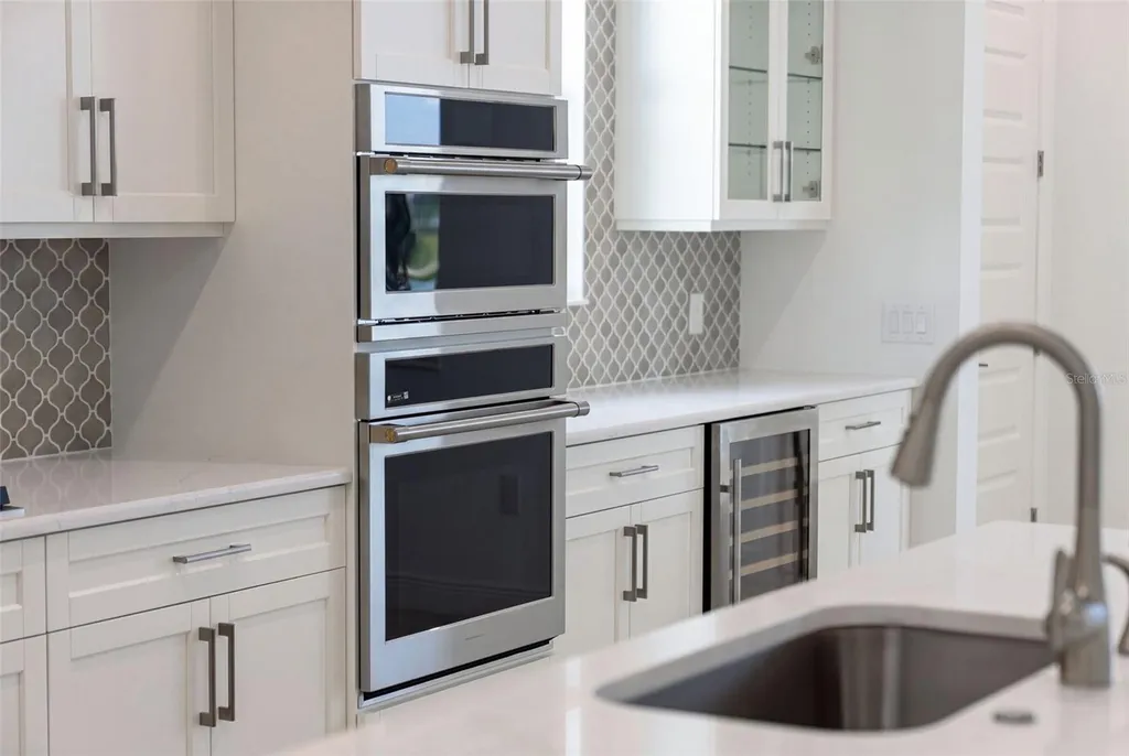 844 Blue Shell Loop Sarasota FL 34240
