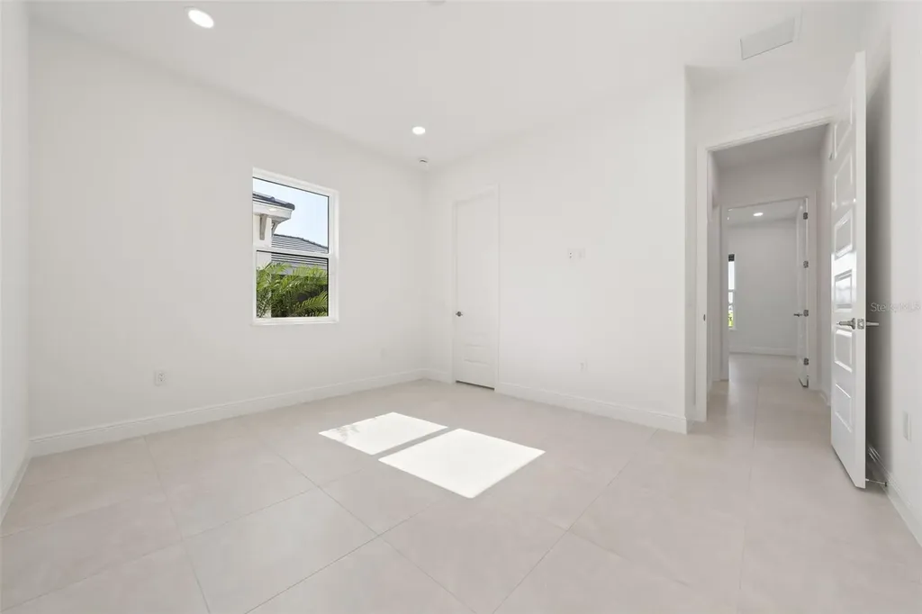 844 Blue Shell Loop Sarasota FL 34240