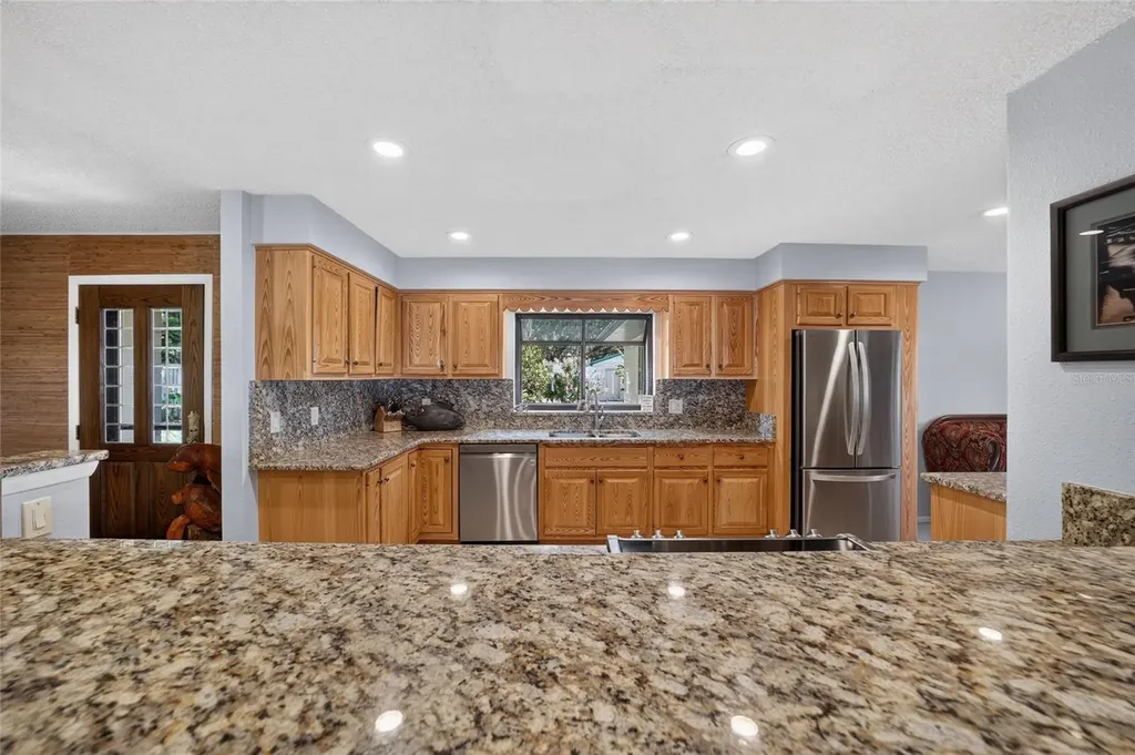13200 E Highway 25 Ocklawaha FL 32179