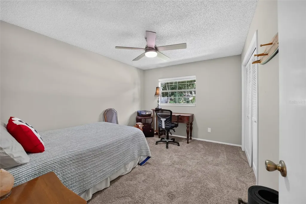 13200 E Highway 25 Ocklawaha FL 32179
