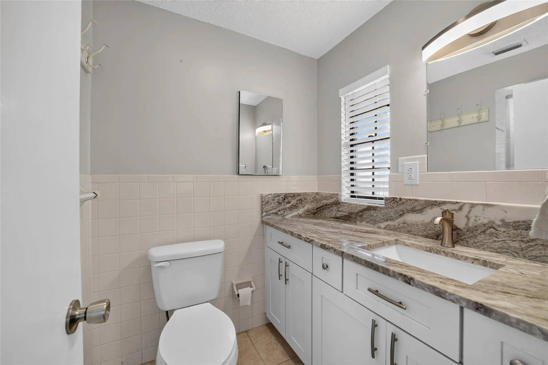 13200 E Highway 25 Ocklawaha FL 32179