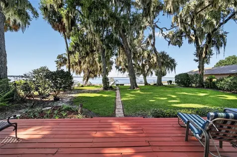 13200 E Highway 25 Ocklawaha FL 32179