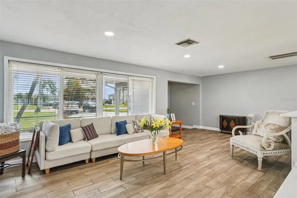 6010 Bayou Grande Boulevard NE St Petersburg FL 33703