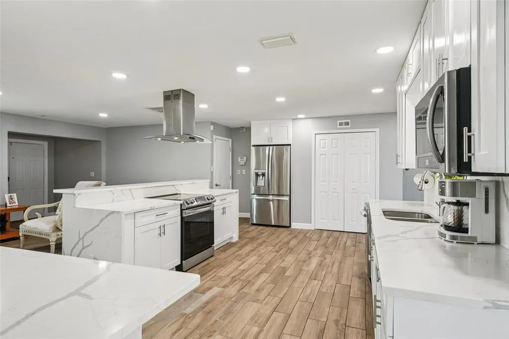 6010 Bayou Grande Boulevard NE St Petersburg FL 33703
