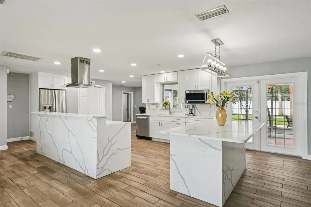 6010 Bayou Grande Boulevard NE St Petersburg FL 33703