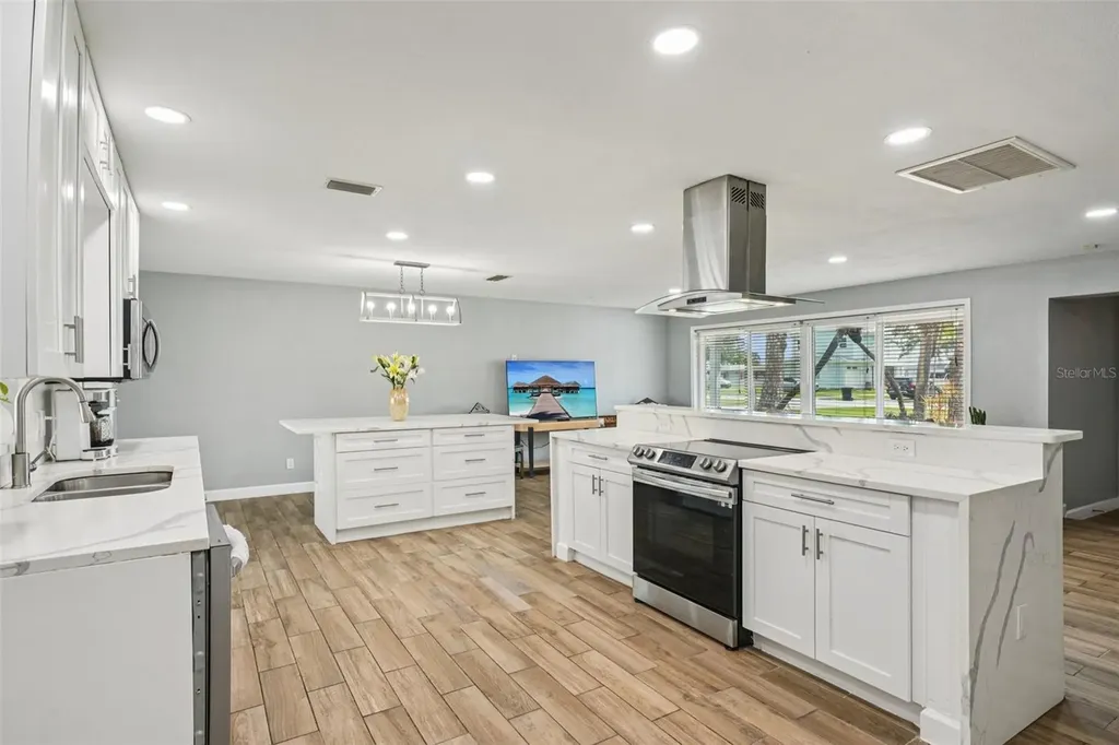 6010 Bayou Grande Boulevard NE St Petersburg FL 33703