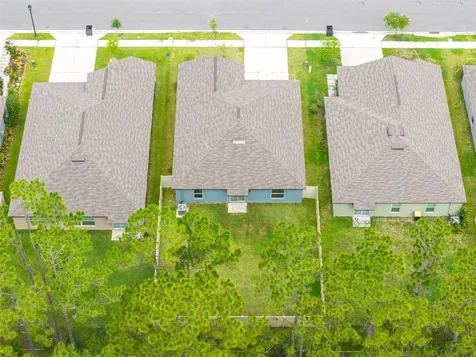 1863 Yellow Trail Lakeland FL 33801