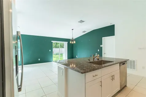 1863 Yellow Trail Lakeland FL 33801