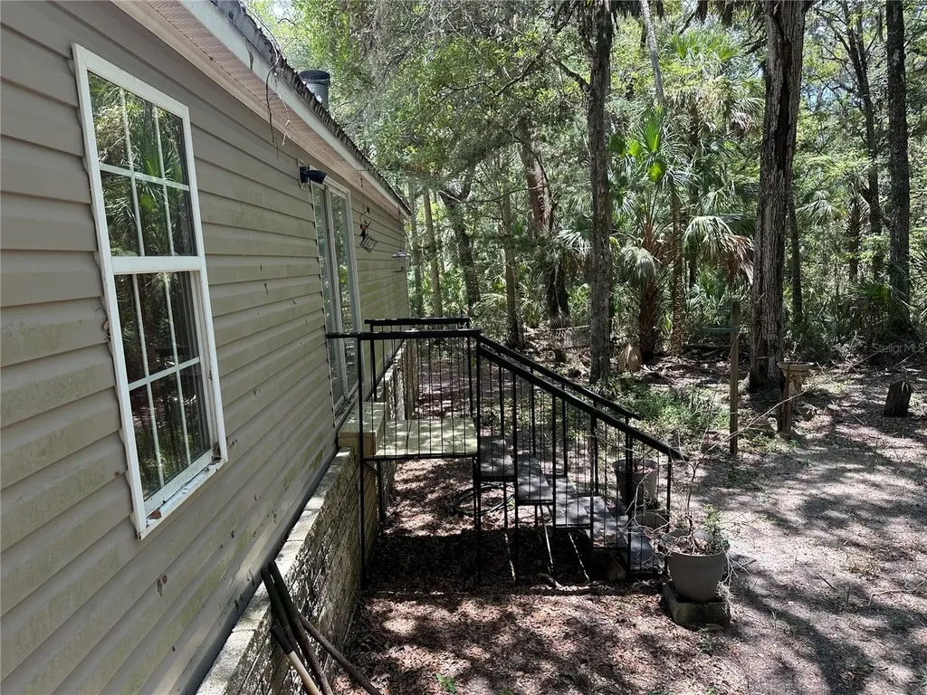292 S Dew Plant Point Crystal River FL 34429
