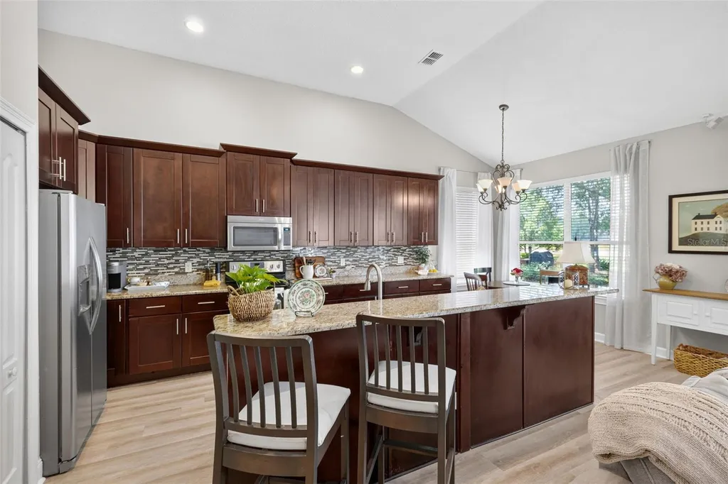 8052 Laurel Ridge Drive Mount Dora FL 32757