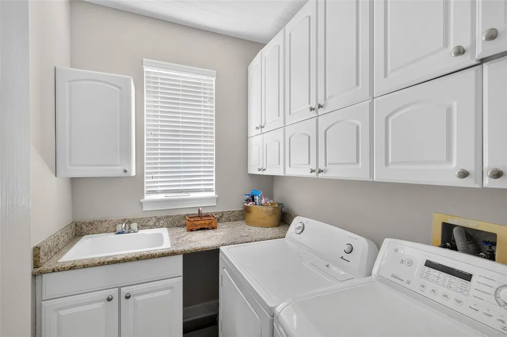 8052 Laurel Ridge Drive Mount Dora FL 32757