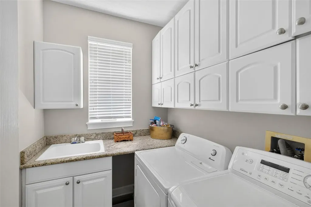 8052 Laurel Ridge Drive Mount Dora FL 32757