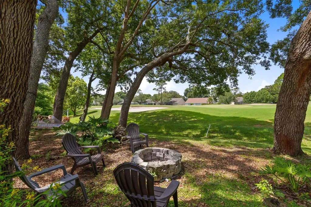 8052 Laurel Ridge Drive Mount Dora FL 32757