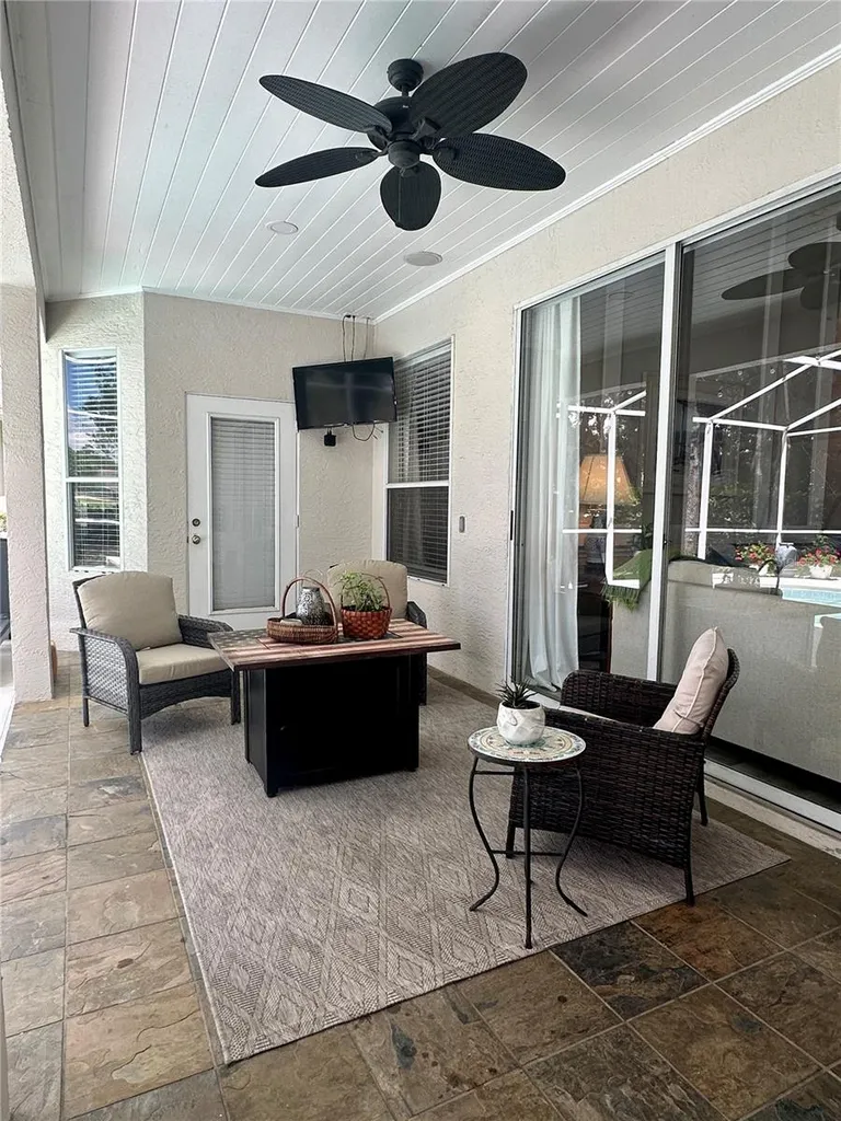 8052 Laurel Ridge Drive Mount Dora FL 32757