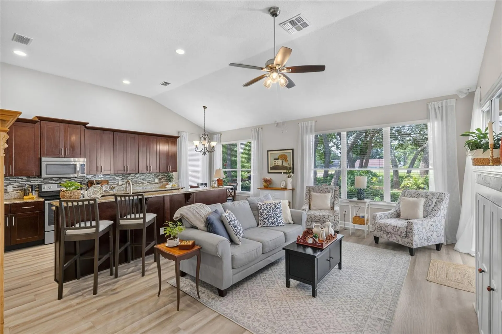 8052 Laurel Ridge Drive Mount Dora FL 32757