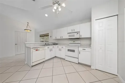 154 Bayhead Street Davenport FL 33896