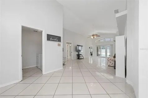 154 Bayhead Street Davenport FL 33896