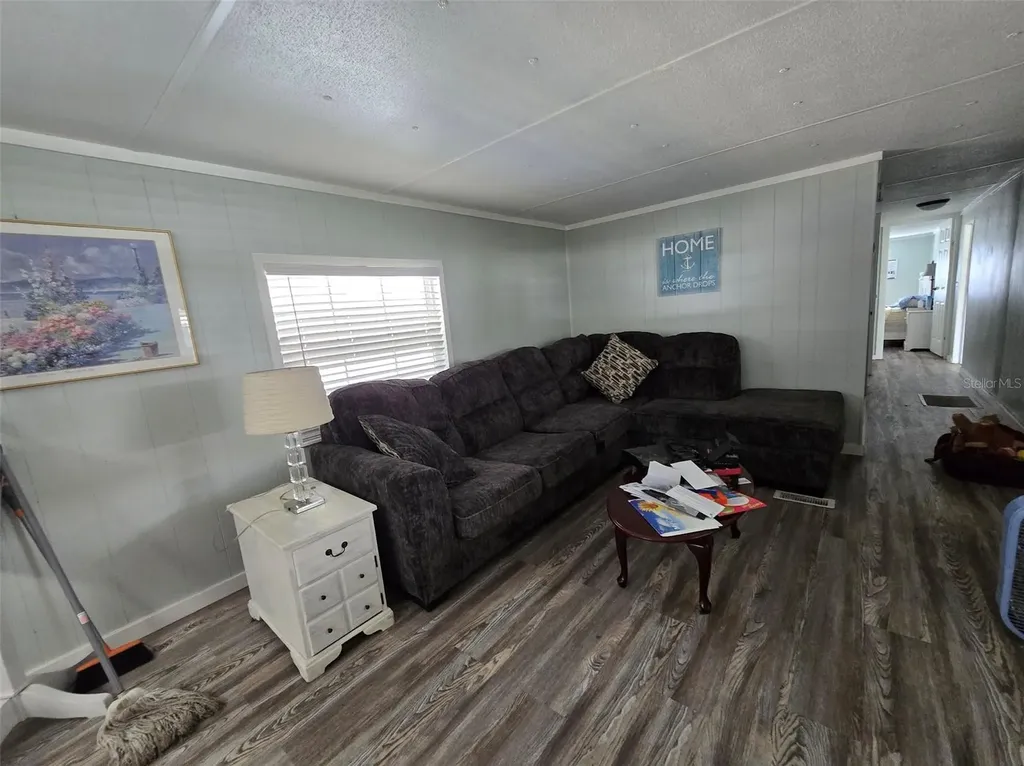 730 Royal Palm Avenue Lady Lake FL 32159