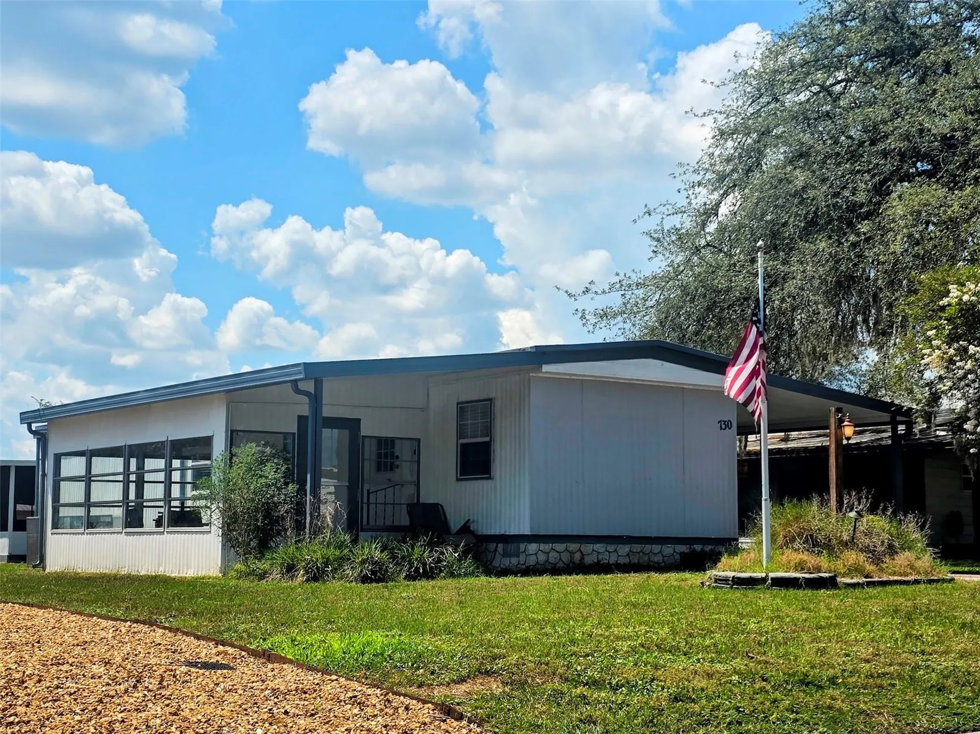 730 Royal Palm Avenue Lady Lake FL 32159