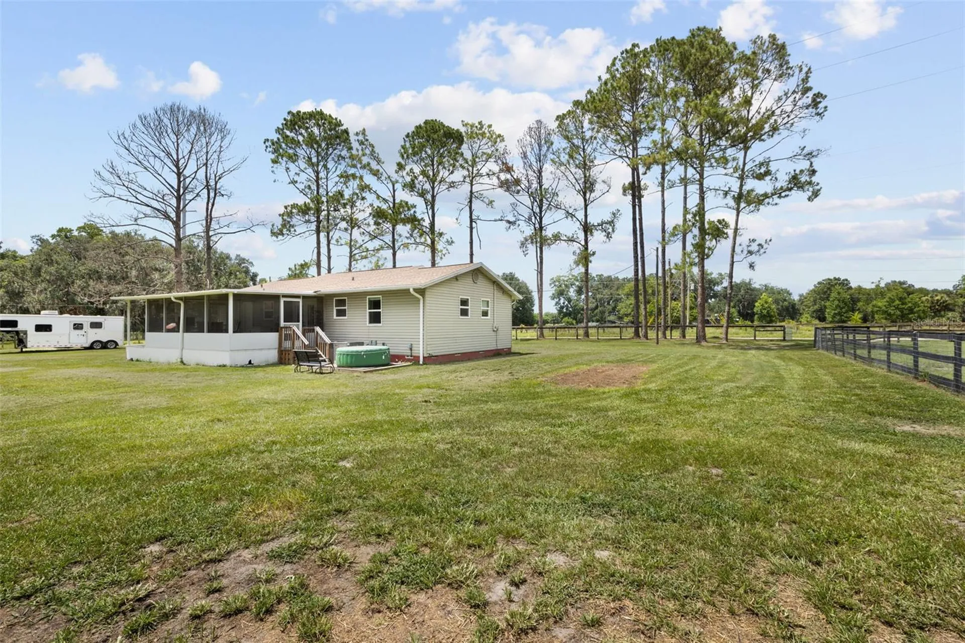 18950 NE 55th Street Williston FL 32696
