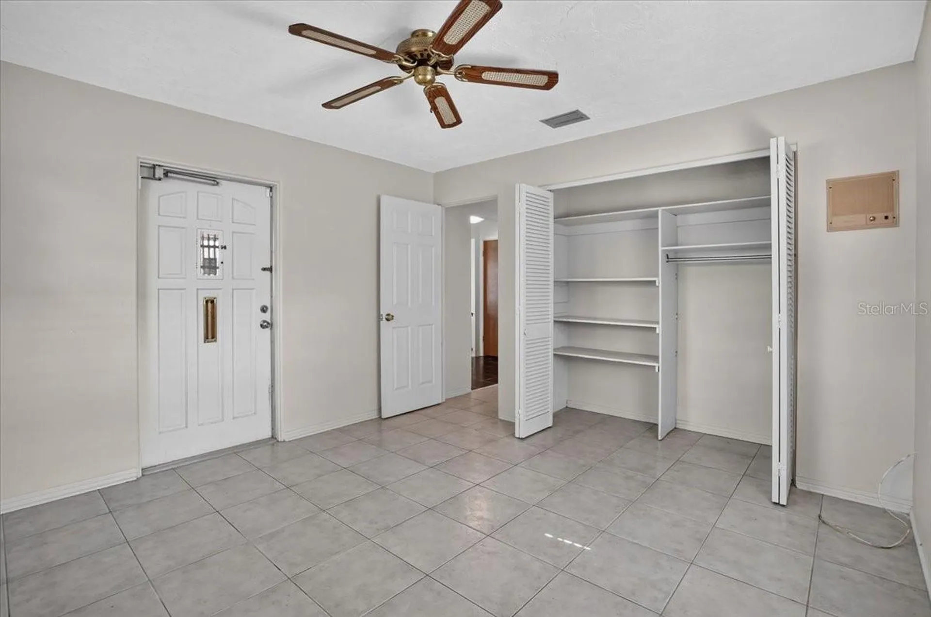 6999 16th Avenue N St Petersburg FL 33710