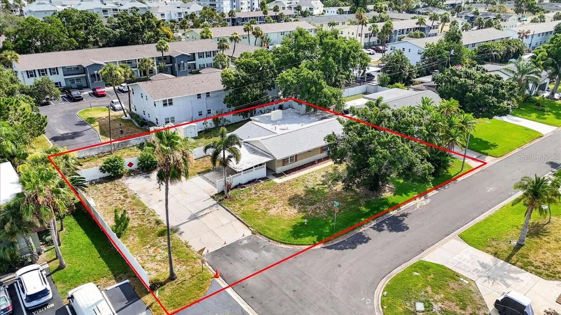 6999 16th Avenue N St Petersburg FL 33710