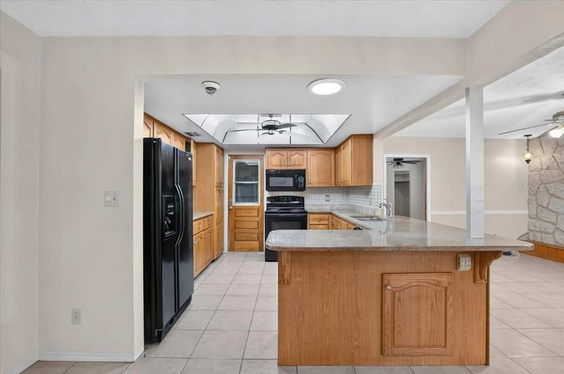 6999 16th Avenue N St Petersburg FL 33710