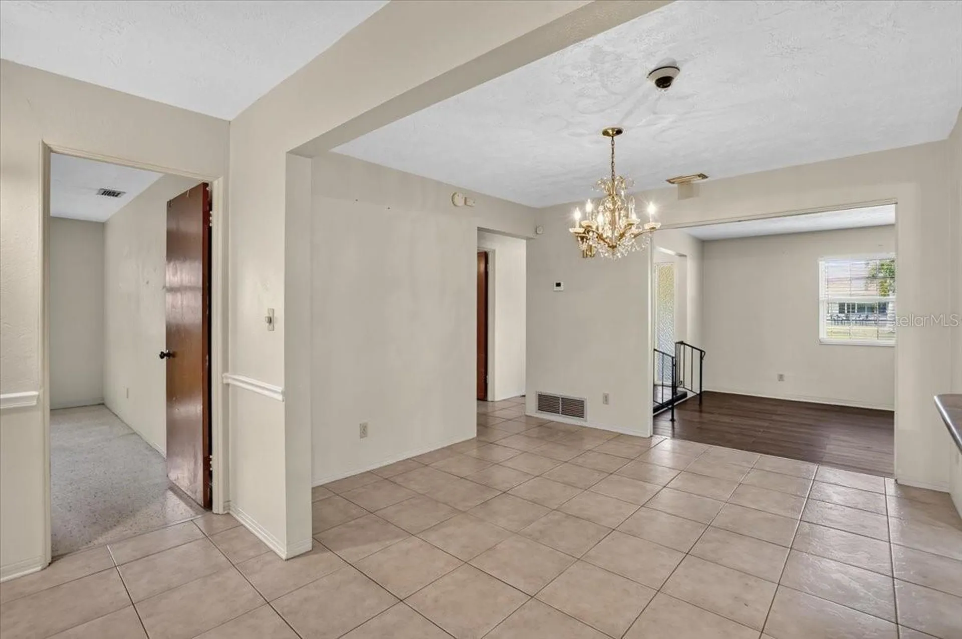 6999 16th Avenue N St Petersburg FL 33710