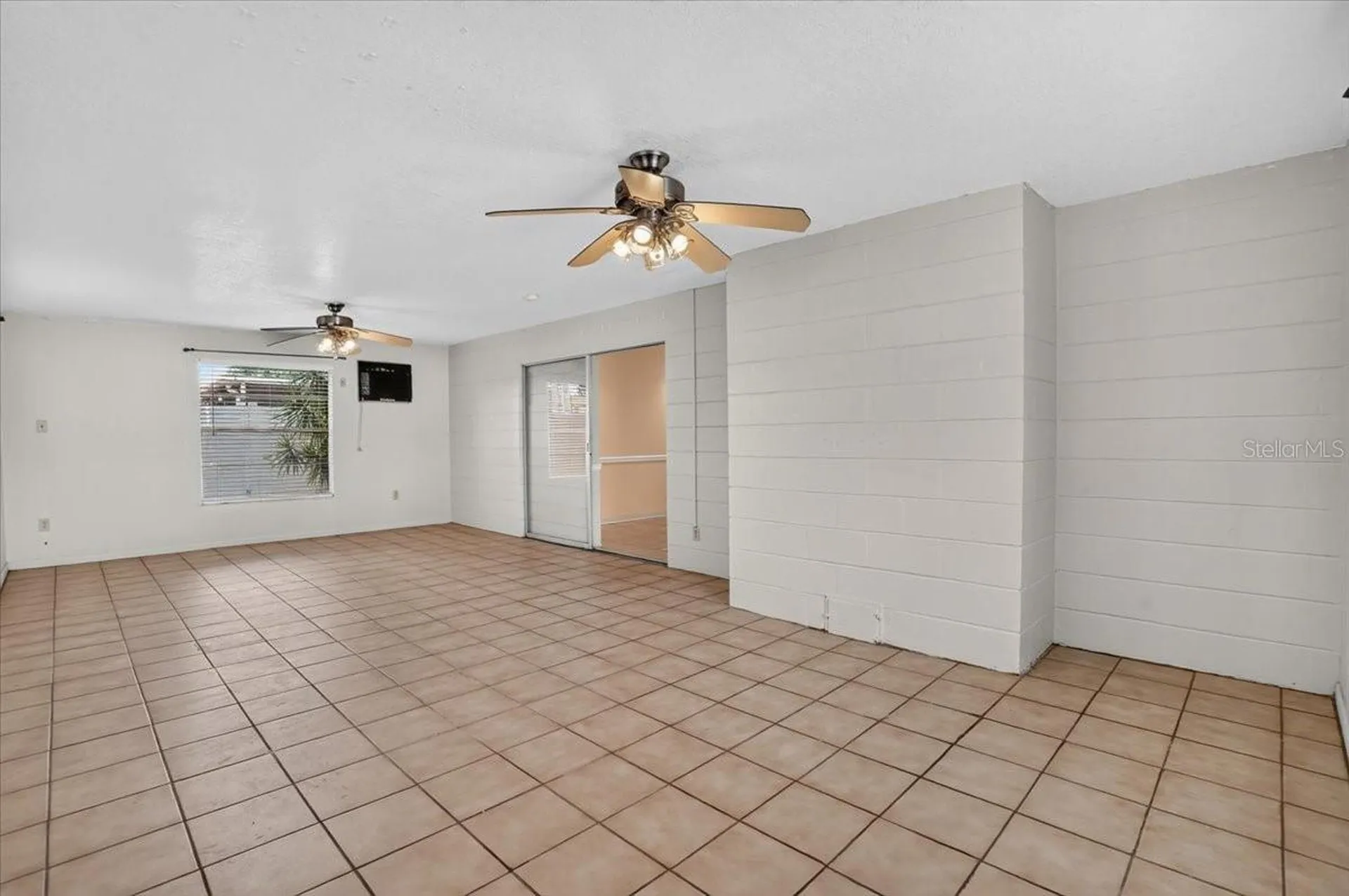 6999 16th Avenue N St Petersburg FL 33710