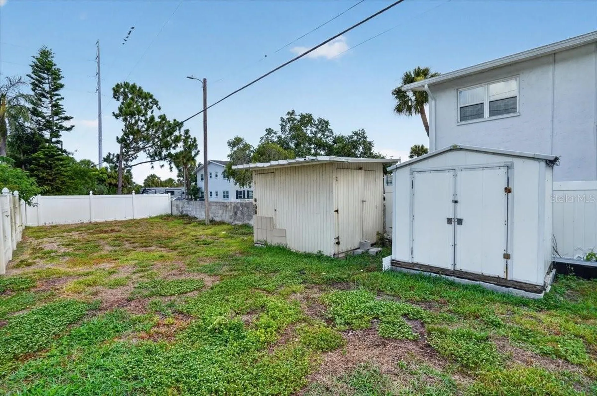 6999 16th Avenue N St Petersburg FL 33710