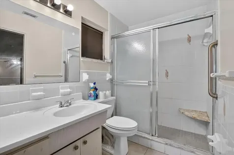 6999 16th Avenue N St Petersburg FL 33710