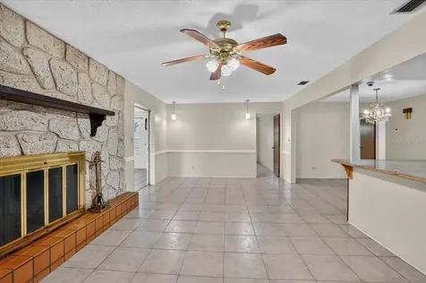 6999 16th Avenue N St Petersburg FL 33710
