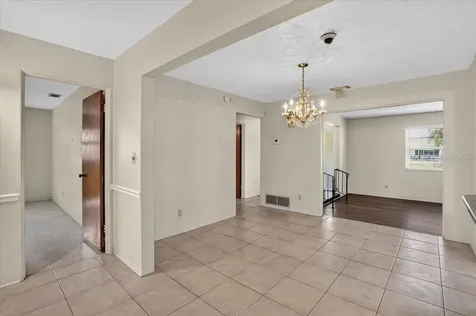 6999 16th Avenue N St Petersburg FL 33710