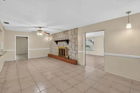 6999 16th Avenue N St Petersburg FL 33710