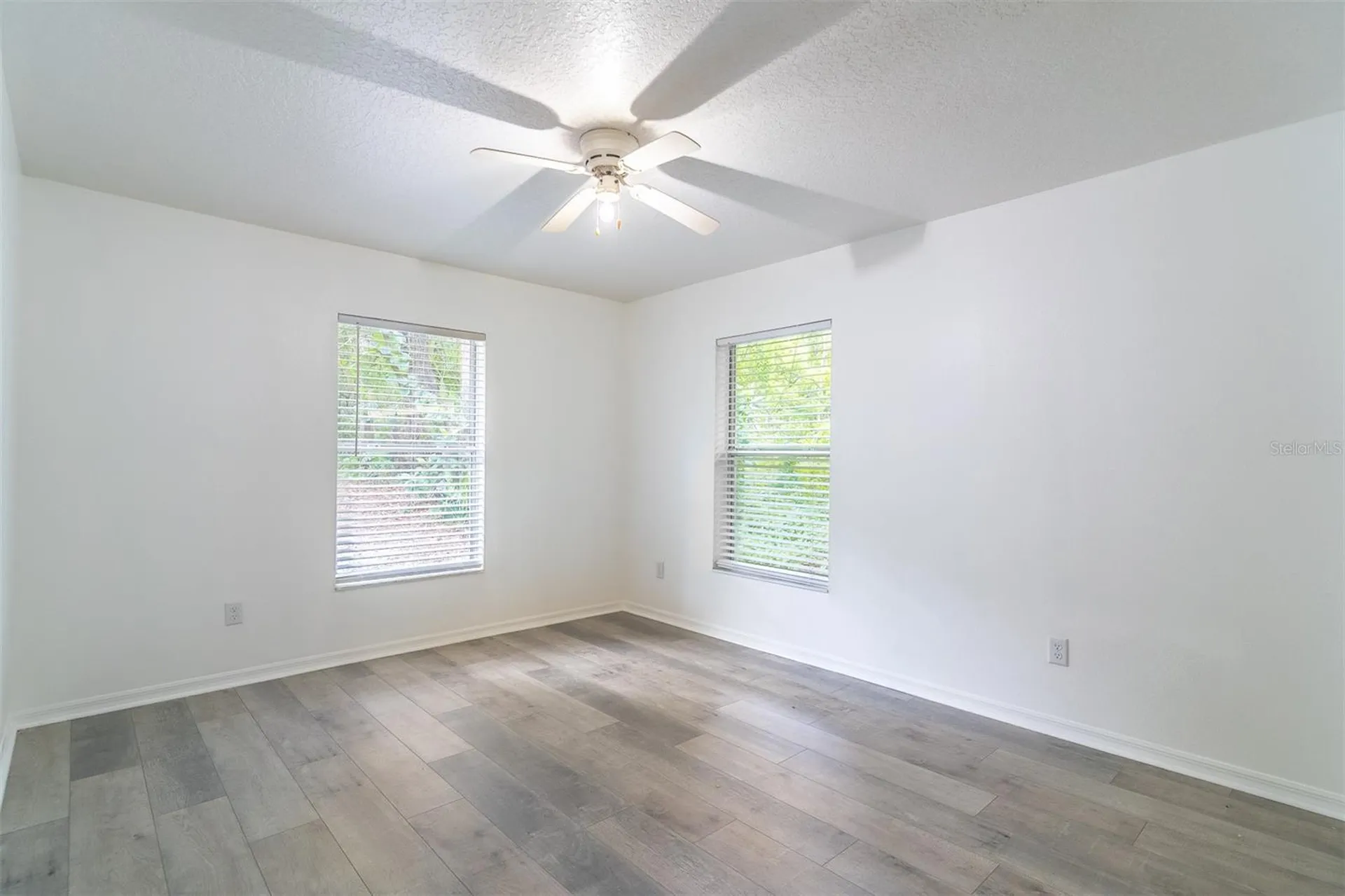 497 W Beresford Road Deland FL 32720