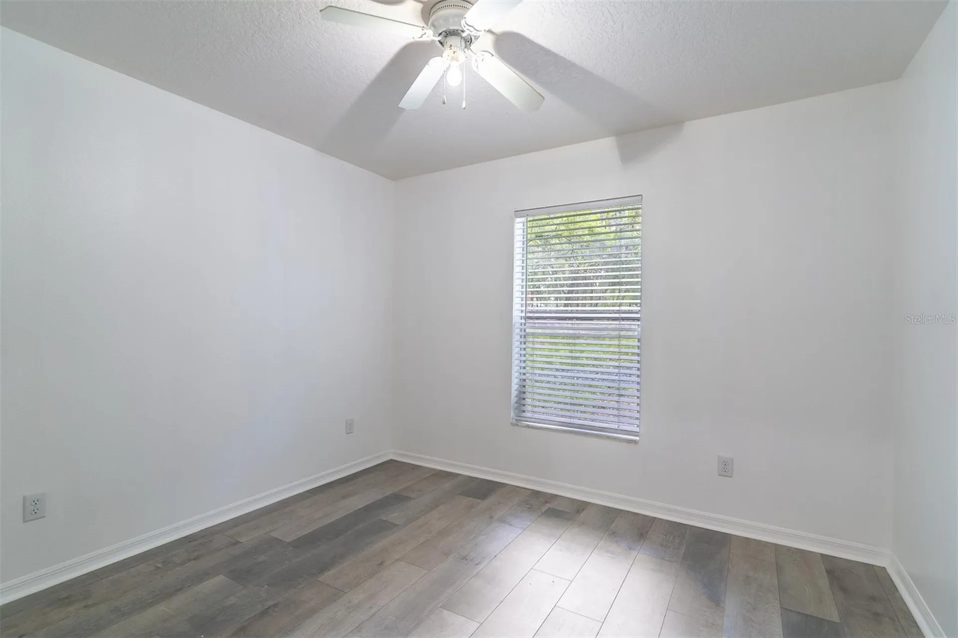 497 W Beresford Road Deland FL 32720