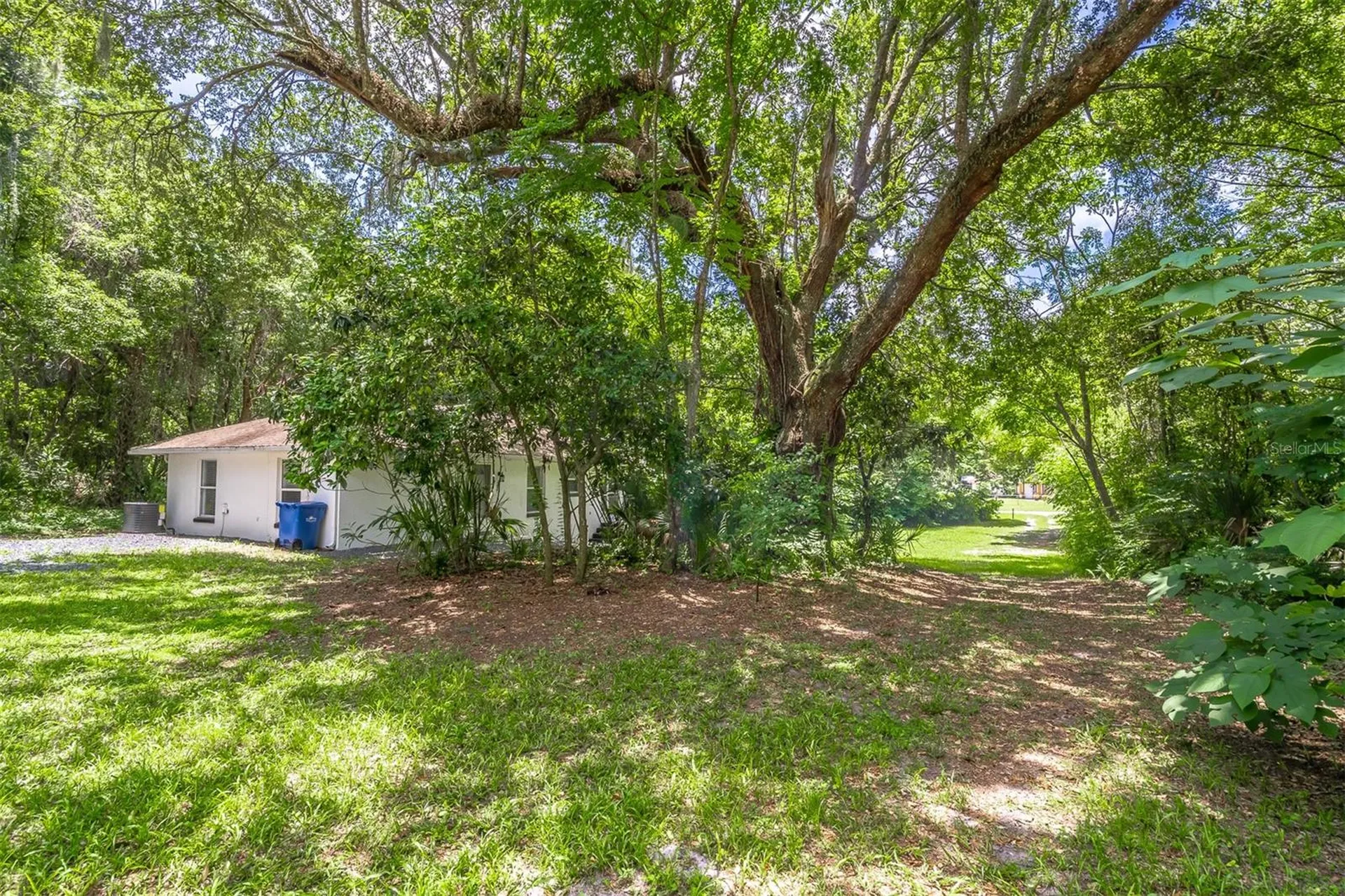 497 W Beresford Road Deland FL 32720
